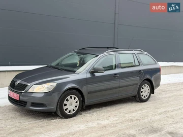 Авто Skoda Octavia 2009 № 8430430