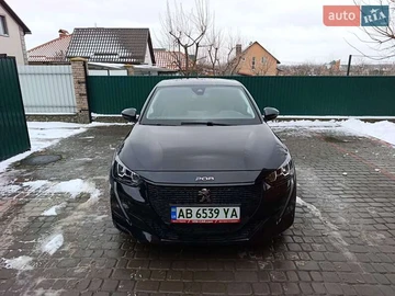 Авто Peugeot 208 2022 № 8430641