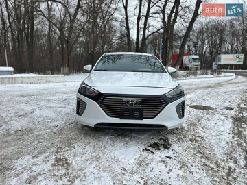 Авто Hyundai Ioniq 2018 № 8430645