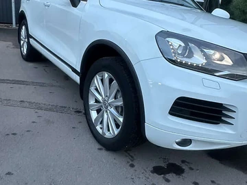 Авто Volkswagen Touareg 2013 № 8430844