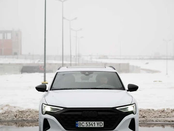 Авто Audi Q8 E-Tron 2023 № 8430935