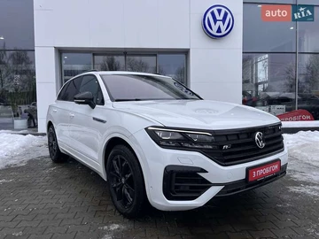 Авто Volkswagen Touareg 2021 № 8430950