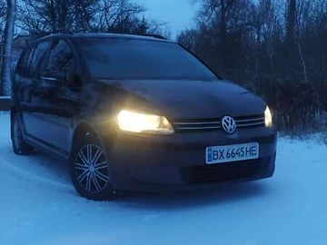 Авто Volkswagen Touran 2012 № 8431297