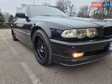 Авто BMW 7 Series 2001 № 8431380