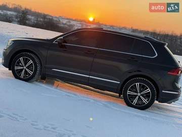 Авто Volkswagen Tiguan 2019 № 8431478