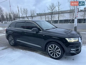 Авто Audi Q7 2016 № 8431607