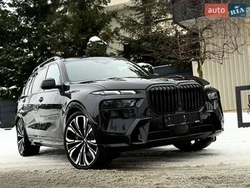 Авто BMW X7 2023 № 8431629
