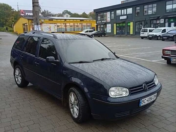 Авто Volkswagen Golf 2001 № 8431674