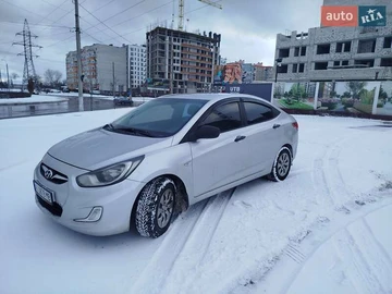 Авто Hyundai Accent 2013 № 8431844