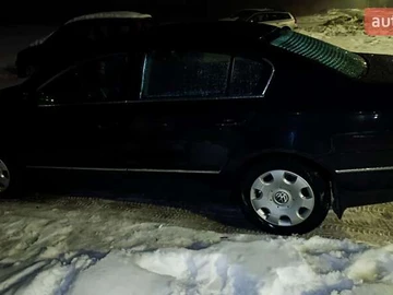 Авто Volkswagen Passat 2005 № 8431845