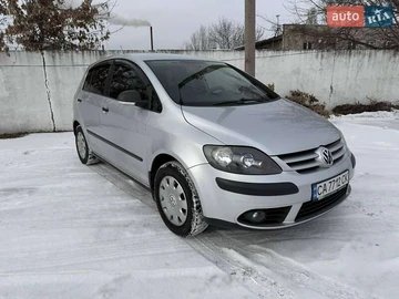 Авто Volkswagen Golf Plus 2008 № 8431850