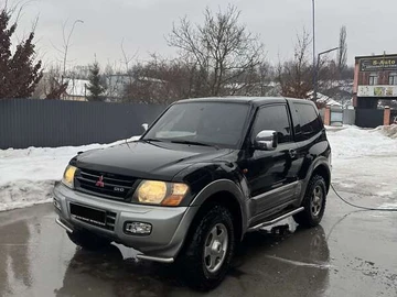Авто Mitsubishi Pajero 2000 № 8431889