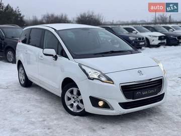 Авто Peugeot 5008 2015 № 8431900