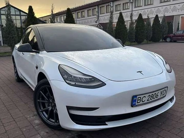 Авто Tesla Model 3 2020 № 8432026