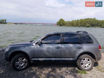 Авто Volkswagen Touareg 2003 № 8432236