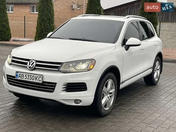 Авто Volkswagen Touareg 2012 № 8432535