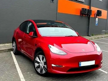 Авто Tesla Model Y 2023 № 8432548