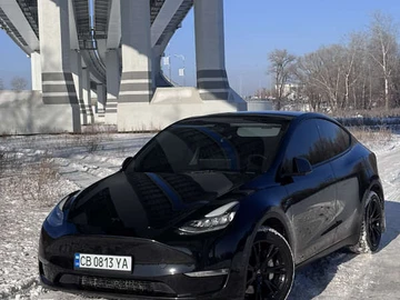 Авто Tesla Model Y 2023 № 8432551
