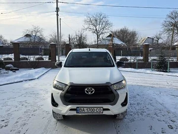 Авто Toyota Hilux 2021 № 8432555