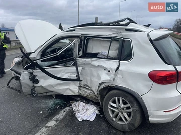 Авто Volkswagen Tiguan 2012 № 8432591