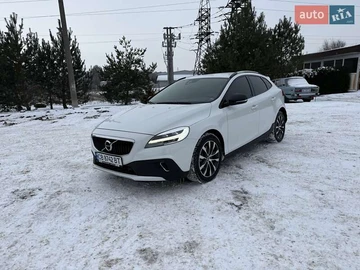 Авто Volvo V40 Cross Country 2018 № 8432677