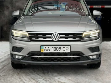Авто Volkswagen Tiguan 2019 № 8433071