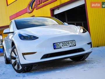 Авто Tesla Model Y 2024 № 8433077