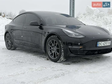 Авто Tesla Model 3 2021 № 8433565