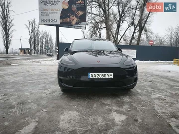 Авто Tesla Model Y 2021 № 8433600