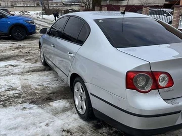 Авто Volkswagen Passat 2005 № 8433678