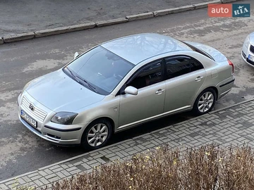 Авто Toyota Avensis 2004 № 8433881