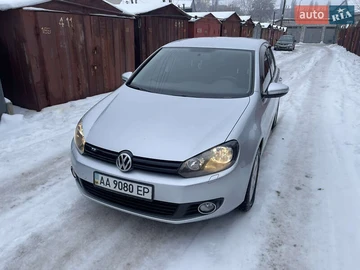 Авто Volkswagen Golf 2010 № 8434021
