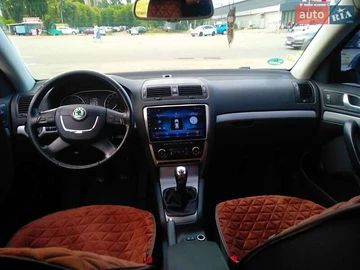 Авто Skoda Octavia 2009 № 8434039