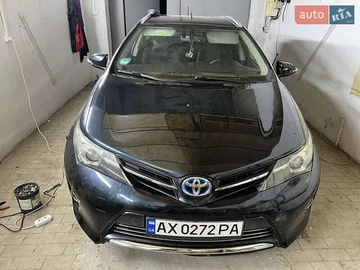 Авто Toyota Auris 2013 № 8434129