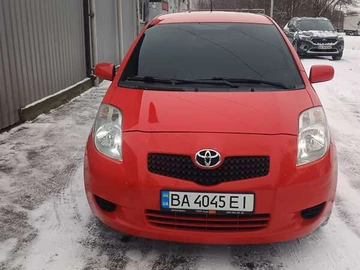Авто Toyota Yaris 2008 № 8434657