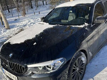Авто BMW 5 Series 2018 № 8435203