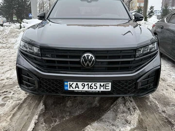 Авто Volkswagen Touareg 2024 № 8435299