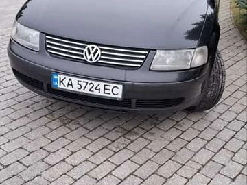 Авто Volkswagen Passat 2000 № 8435416