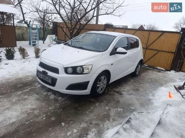 Авто Chevrolet Aveo 2013 № 8435422