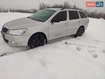 Авто Skoda Octavia 2010 № 8435496