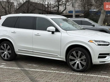 Авто Volvo Xc90 2024 № 8435955