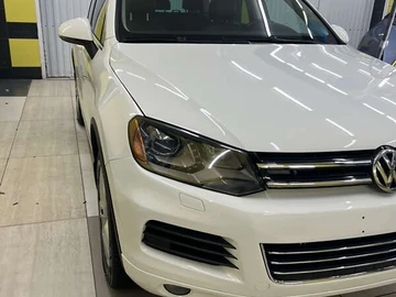 Авто Volkswagen Touareg 2011 № 8436220
