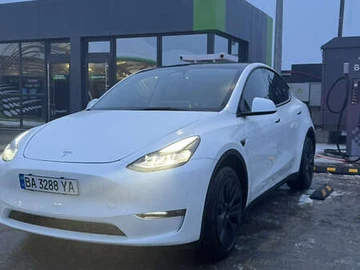 Авто Tesla Model Y 2024 № 8436444