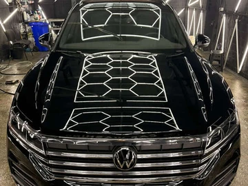 Авто Volkswagen Touareg 2025 № 8436480