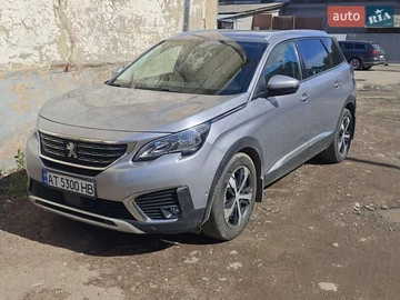 Авто Peugeot 5008 2018 № 8436706