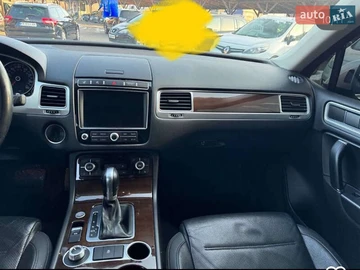 Авто Volkswagen Touareg 2016 № 8436714