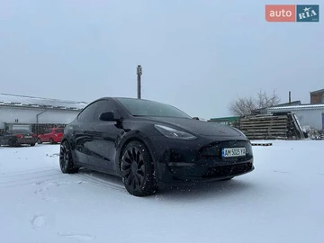 Авто Tesla Model Y 2021 № 8436801