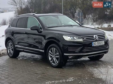Авто Volkswagen Touareg 2016 № 8436805