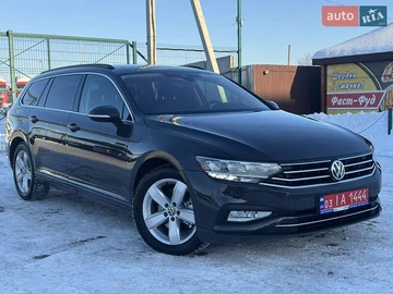 Авто Volkswagen Passat 2019 № 8437205