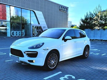 Авто Porsche Cayenne 2013 № 8437255